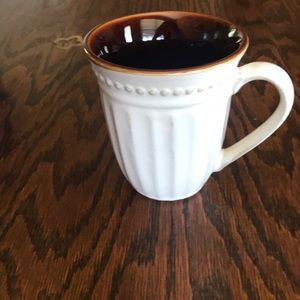 Discontinued Gibson Elite Regent Park Coffee Mugs